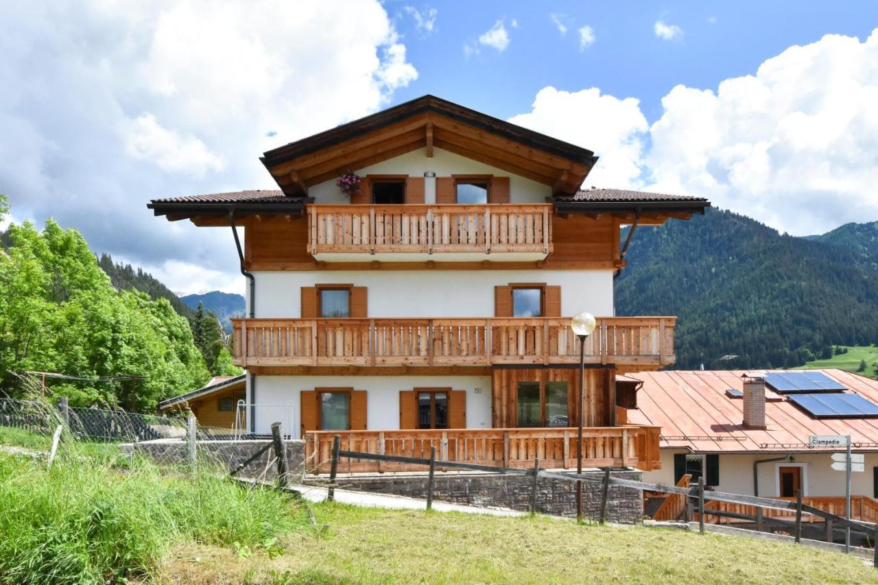 Ferienwohnung Casa Dorich Pozza di Fassa Exterior foto