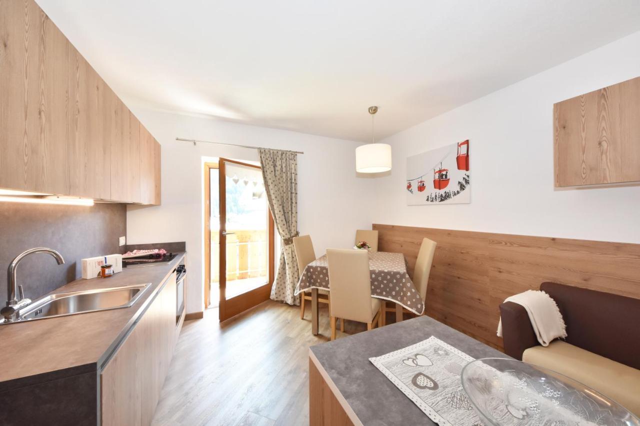 Ferienwohnung Casa Dorich Pozza di Fassa Exterior foto
